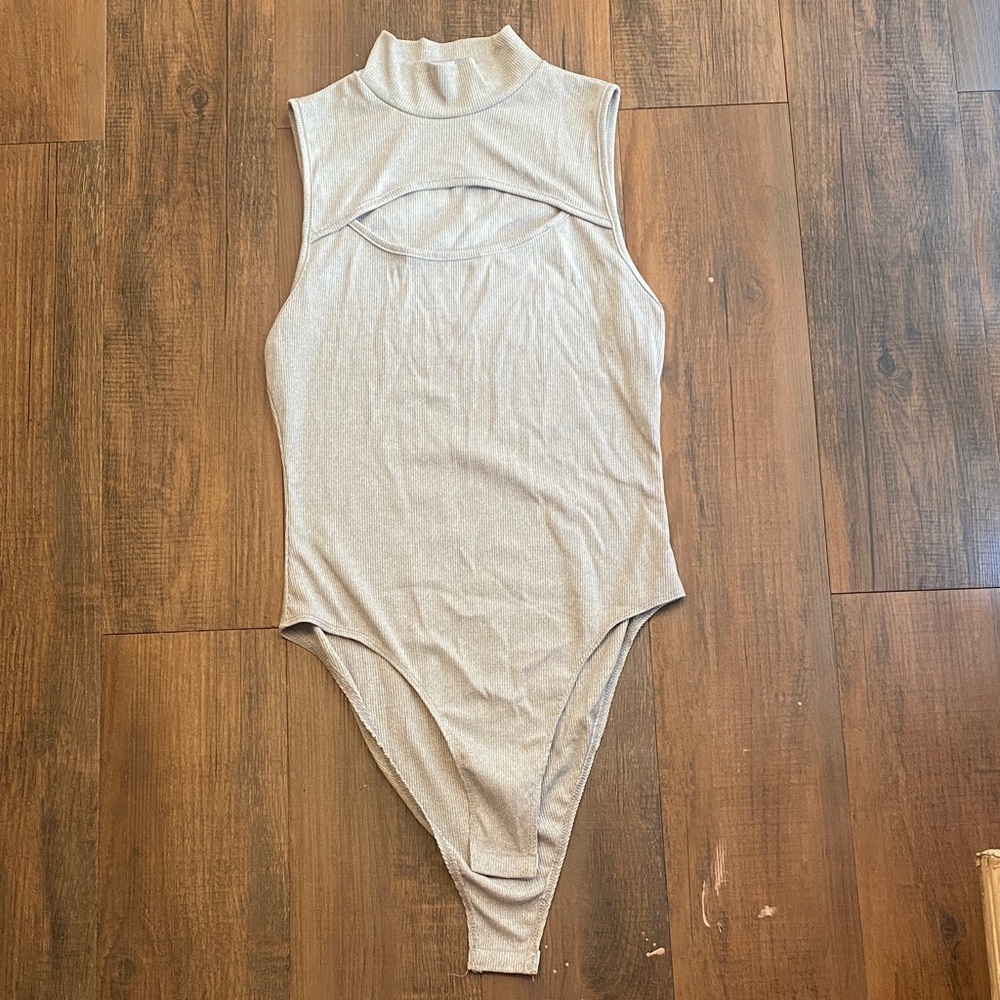 ❤️Cider Gray Sleeveless Bodysuit